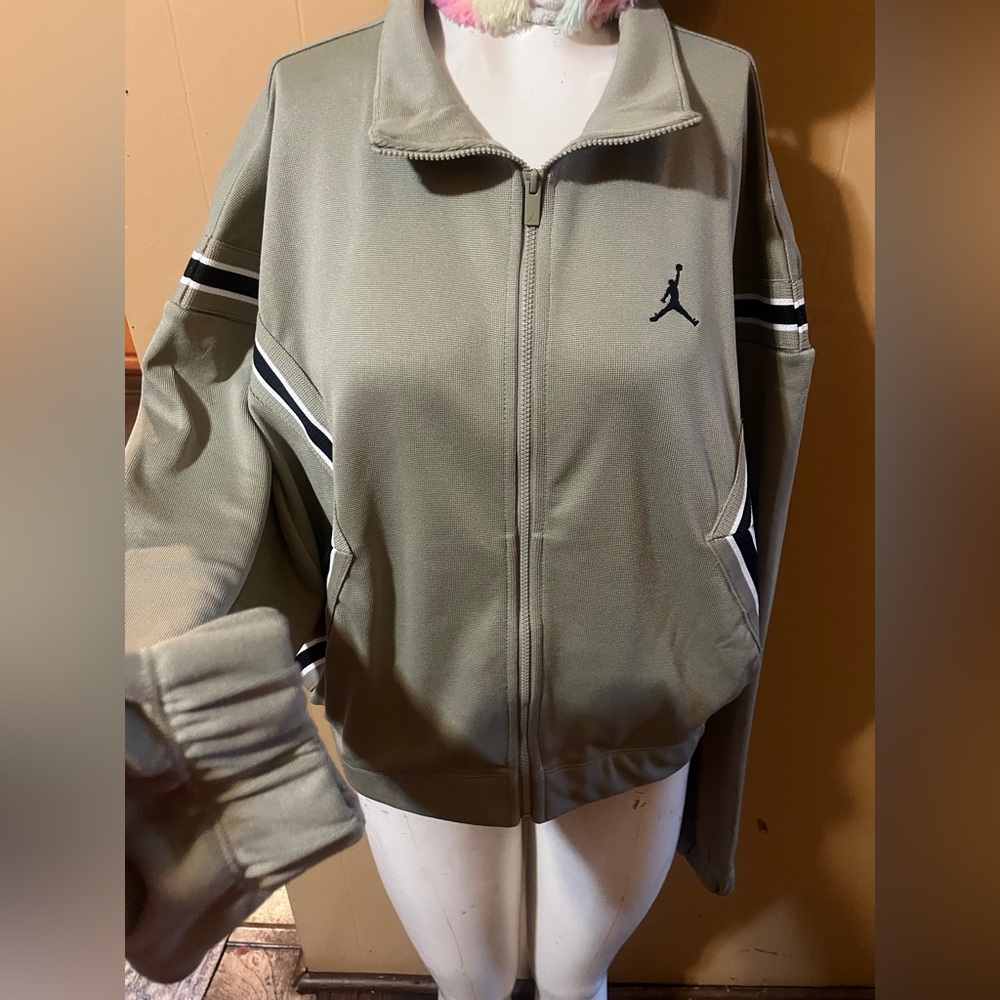 New .Jordan Khaki Women's Jacket